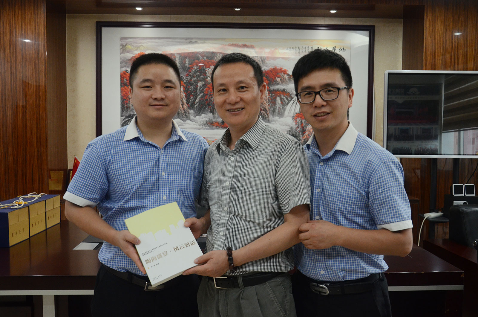 4��ɽ���մ��ИI(y��)�f(xi��)���ؕ��L�_�ࣨ���g���c���Ʒ�ƠI�N����(j��ng)�����������һ���������I(y��)�a(ch��n)Ʒ�I(y��)���߄���(j��ng)��O�c����һ����Ӱ����